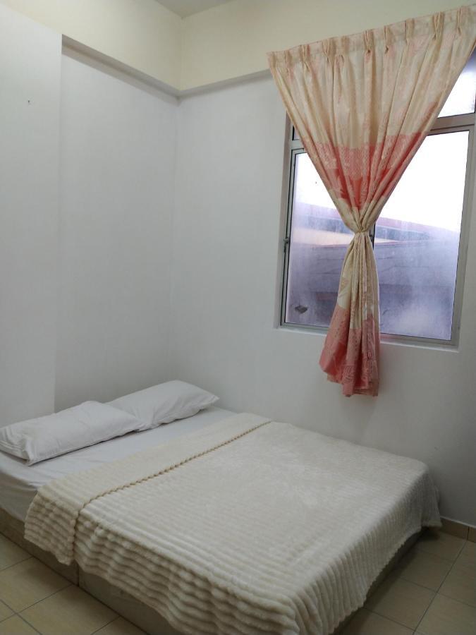 COZY Homestay KTCC Mall Pantai Batu Burok HSNZ 3BR Pangsapuri Ladang Gemilang 1 by NadiHome Kuala Terengganu Bagian luar foto