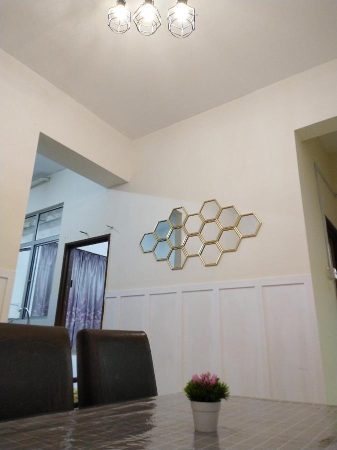 COZY Homestay KTCC Mall Pantai Batu Burok HSNZ 3BR Pangsapuri Ladang Gemilang 1 by NadiHome Kuala Terengganu Bagian luar foto